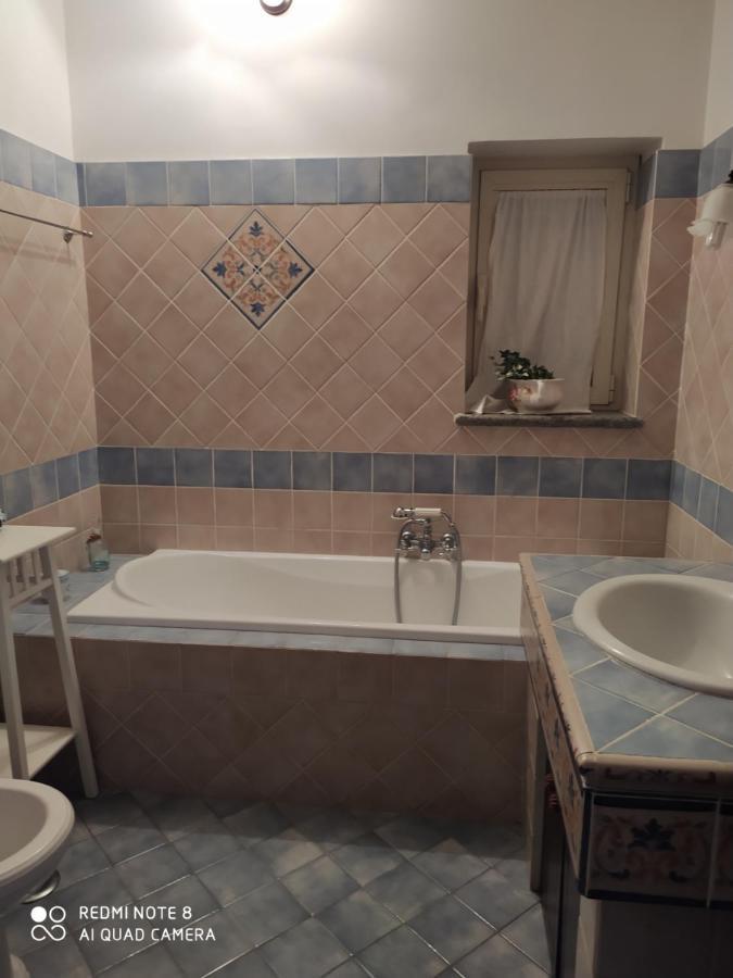 Апартаменти Il Poggio Degli Ulivi Тревіньяно-Романо Екстер'єр фото